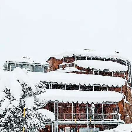 Hostdomus - Urban * Sestriere
