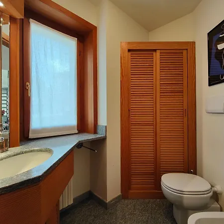 Hostdomus - Urban * Sestriere